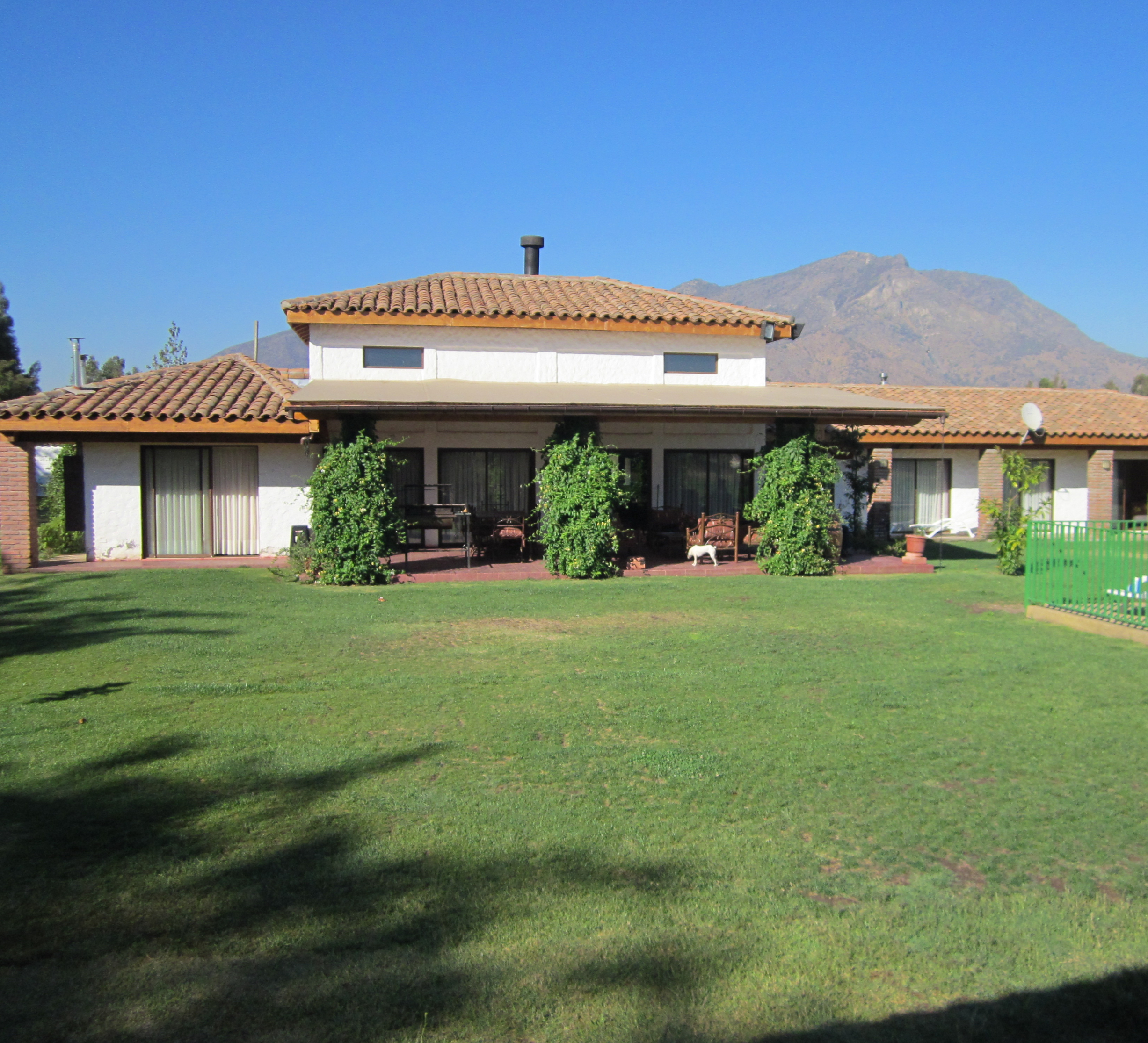 Casa estilo Mediterráneo en Chicureo